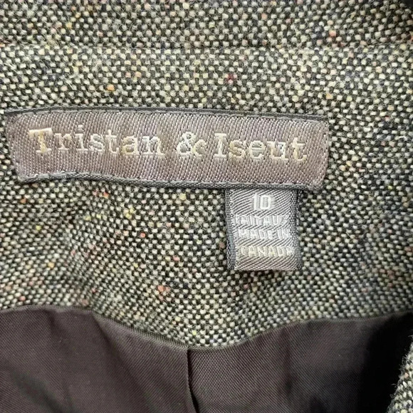 Tristan & Iseut Fitted Light Gray/Brown Blazer, Lightly Padded Shoulders - Picture 4 of 7